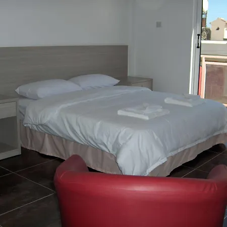 Napa Ace Tourist Apartment *